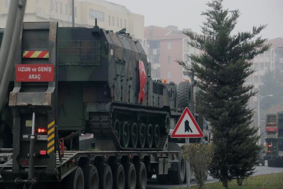 Malatya\'dan, Suriye Sınırına Fırtına Obüsü Sevkiyatı