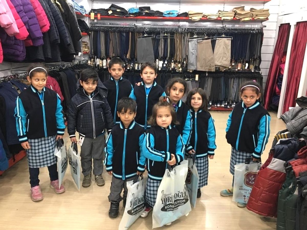 Mültecilerin İmdadına Kütahya Sosyal Yardım ve Kültür Vakfı Üyeleri Yetişti