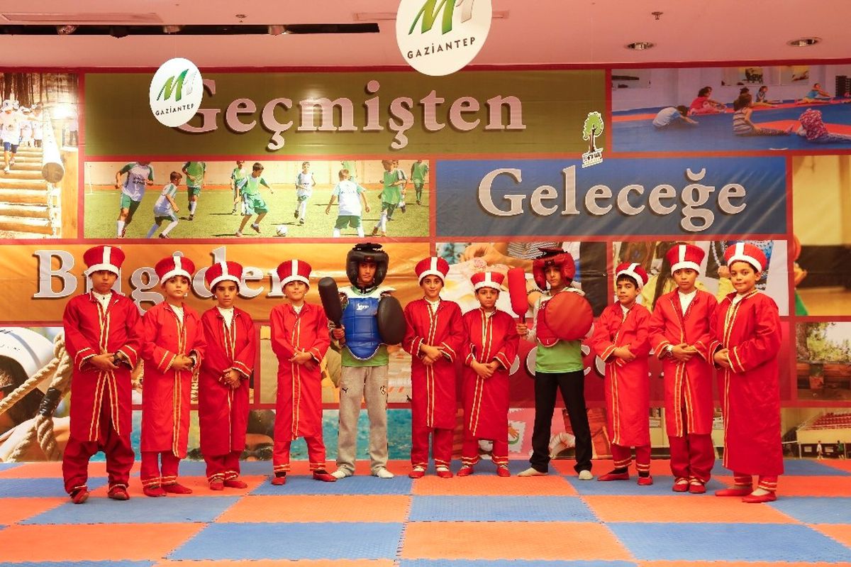 Öğrenciler Geleneksel Oyunlarla Buluştu
