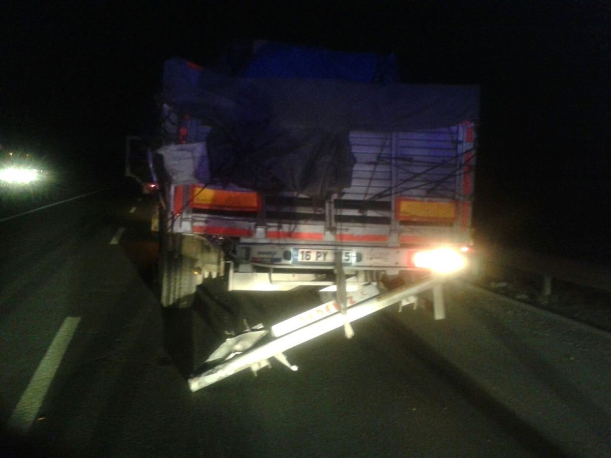 Osmaneli\'de Trafik Kazası, 1 Ölü, 1 Ağır Yaralı