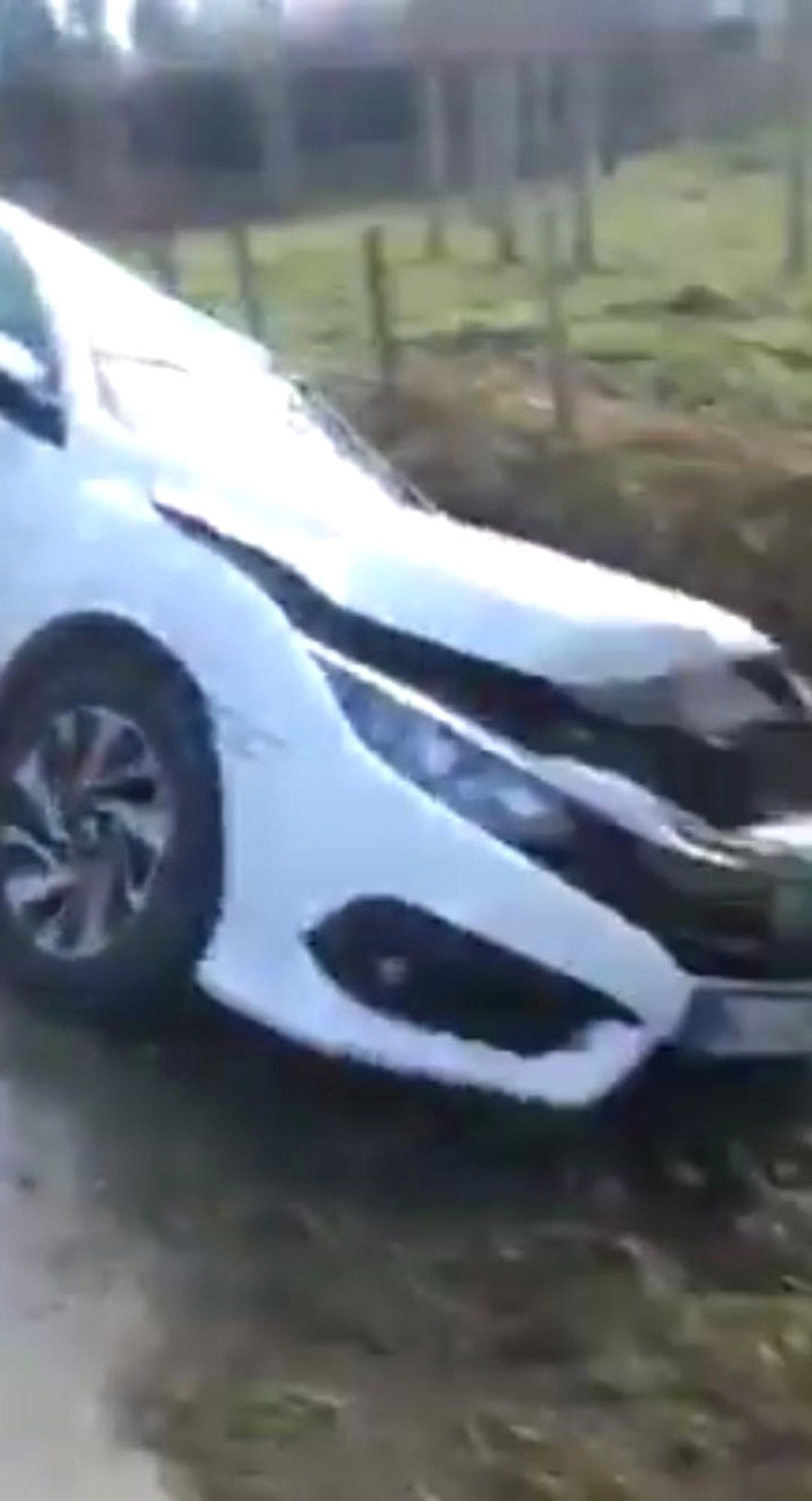 Otomobil Yol Kenarındaki Kanala Uçtu: 1 Ölü
