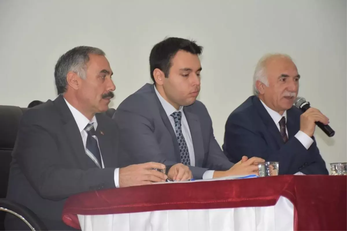 Reşadiye\'de Halk Günü Toplantısı Yapıldı