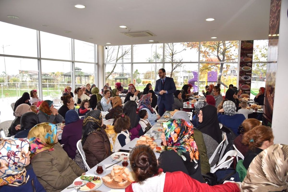 Sağlıklı Yaşama Kulaç Atalım" Projesi Devam Ediyor