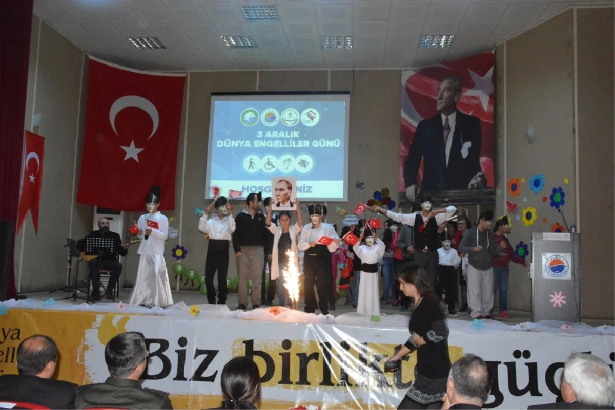 Sinop\'ta Dünya Engeliler Günü Etkinliği