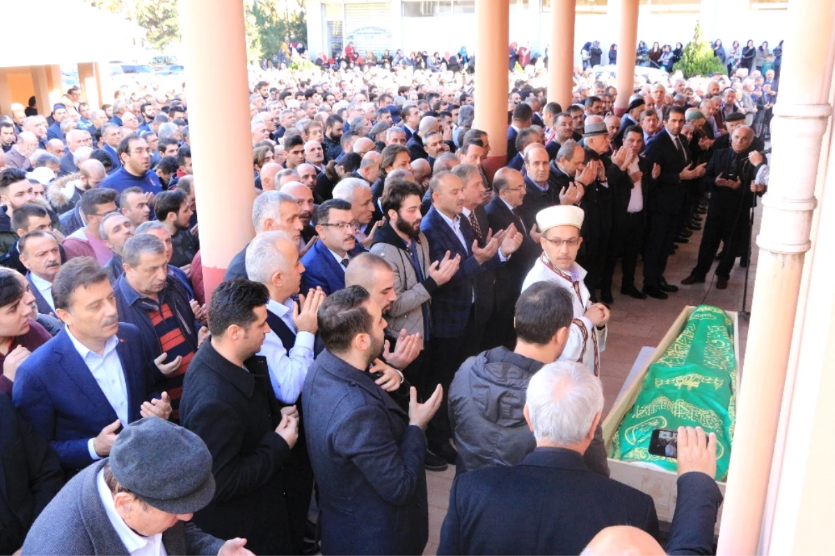 Trabzonspor Camiası Cenazede Bir Araya Geldi