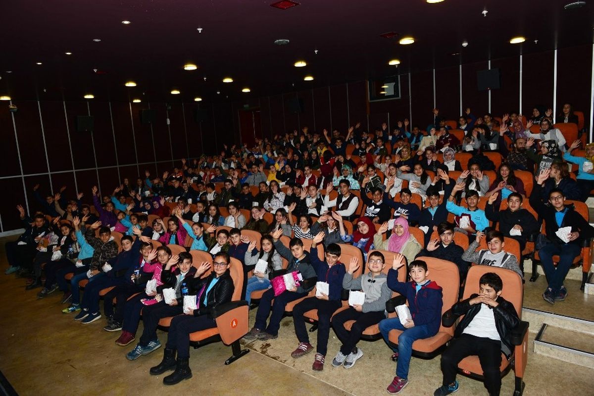 Yıldırım\'da 30 Bin Öğrenci Sinemayla Buluşuyor