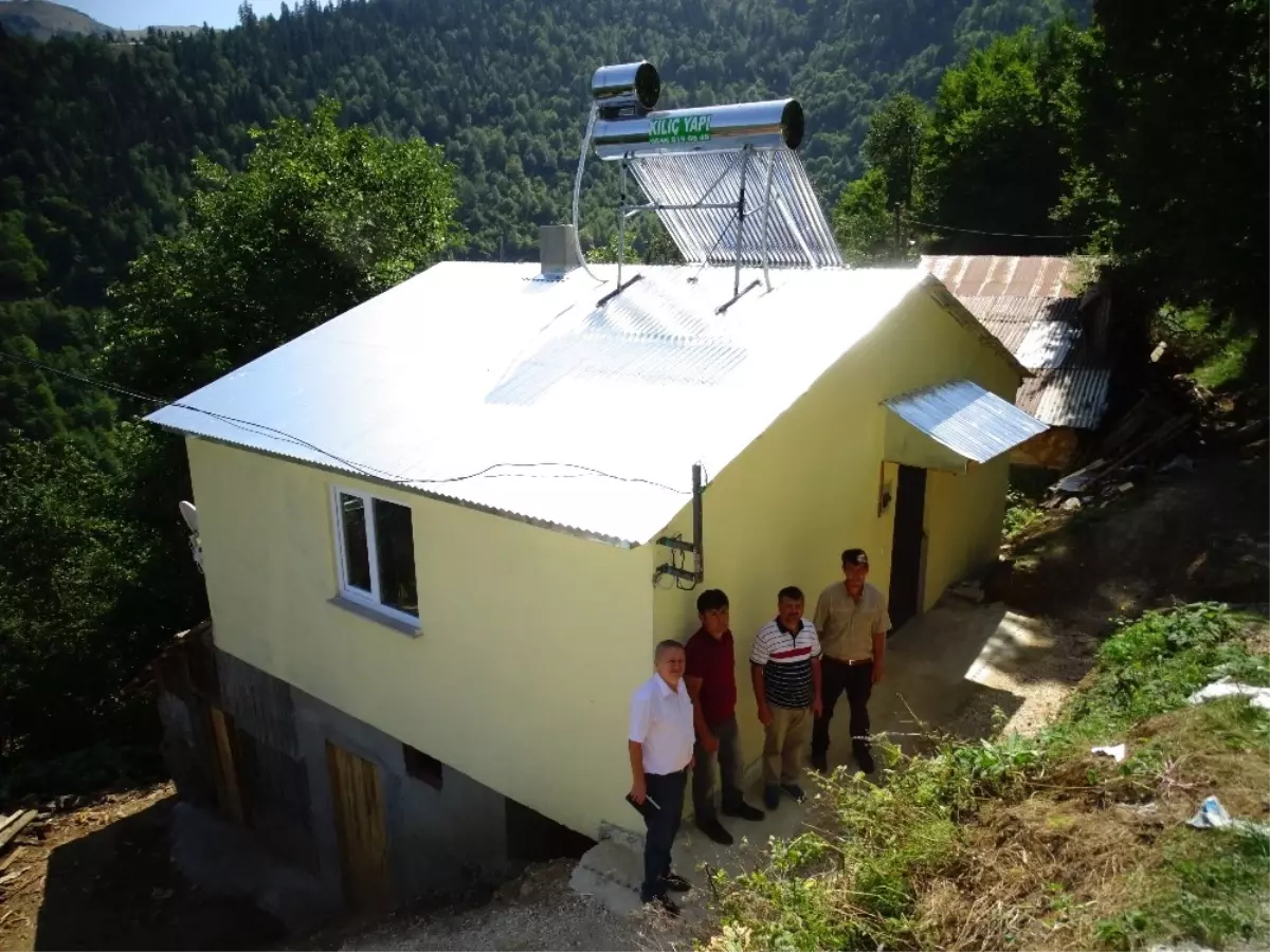 10 Yılda 163 Aile Ev Sahibi Oldu, Binlerce Öğrenciye Burs Verildi