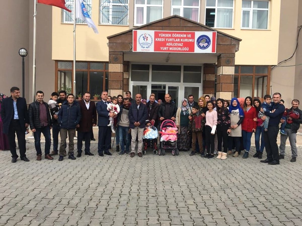 Adilcevaz Kyk\'dan Engellilere Kahvaltı