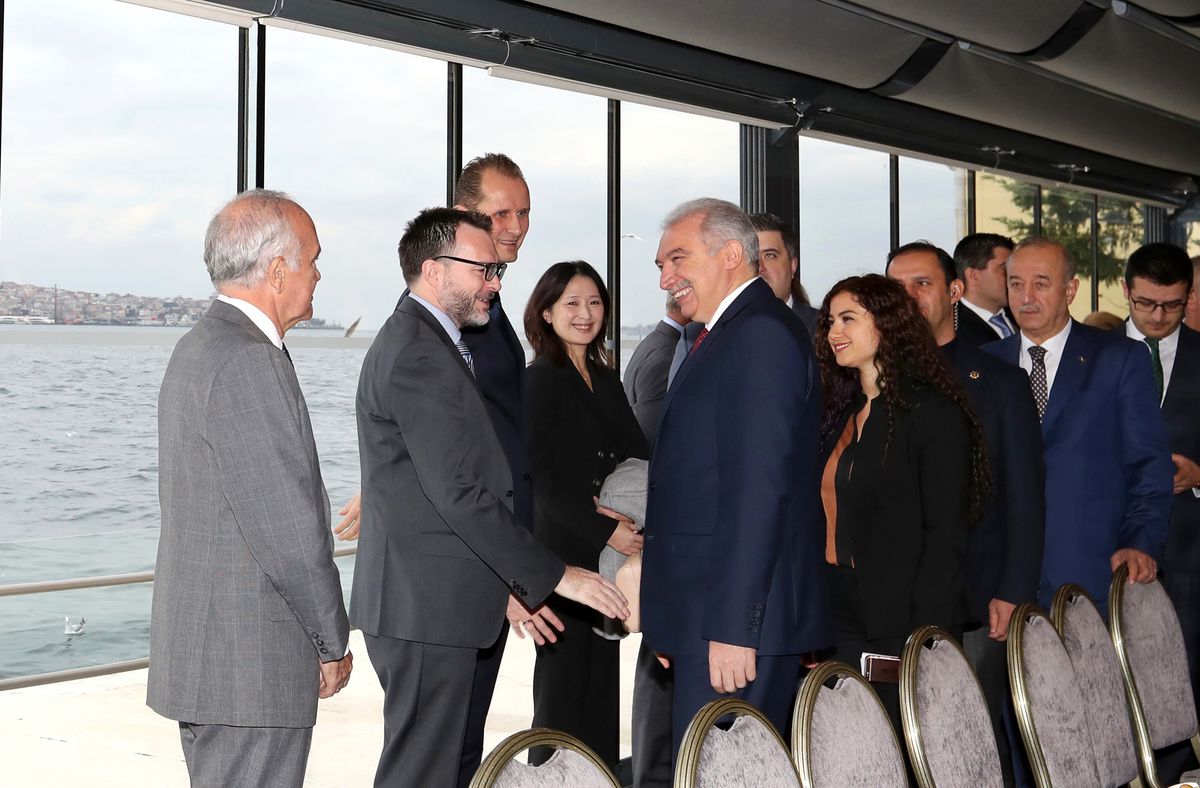 Başkan Uysal Başkonsoloslarla Bir Araya Geldi