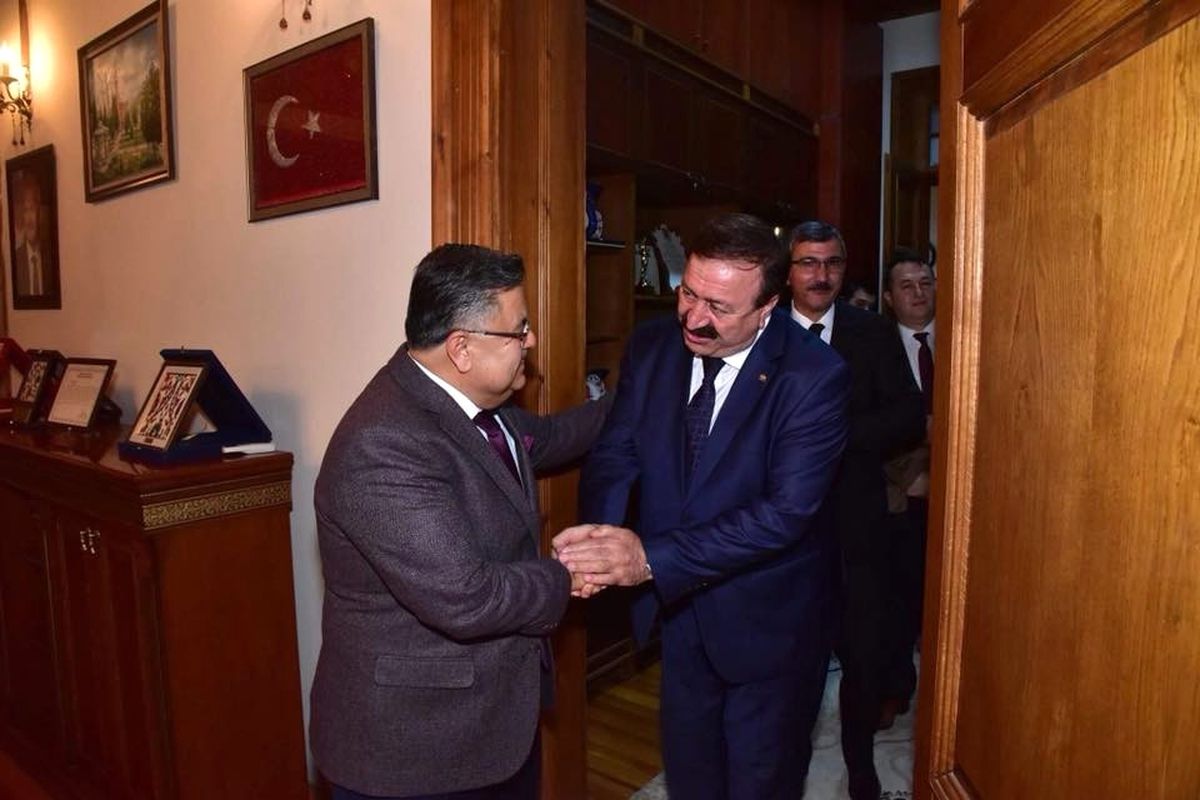 Bem Bir- Sen Genel Başkan Yardımcısı Sevinç\'ten Başkan Yağcı\'ya Ziyaret