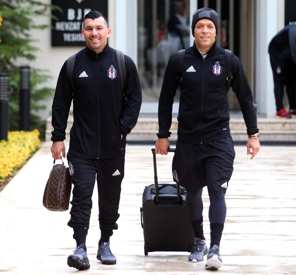 Beşiktaş Almanya\'ya Eksik Gitti