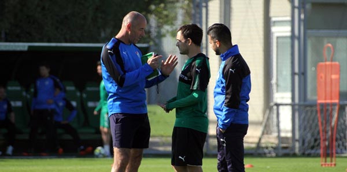 Bursaspor\'da Fenerbahçe Maçı Öncesi Batalla Şoku