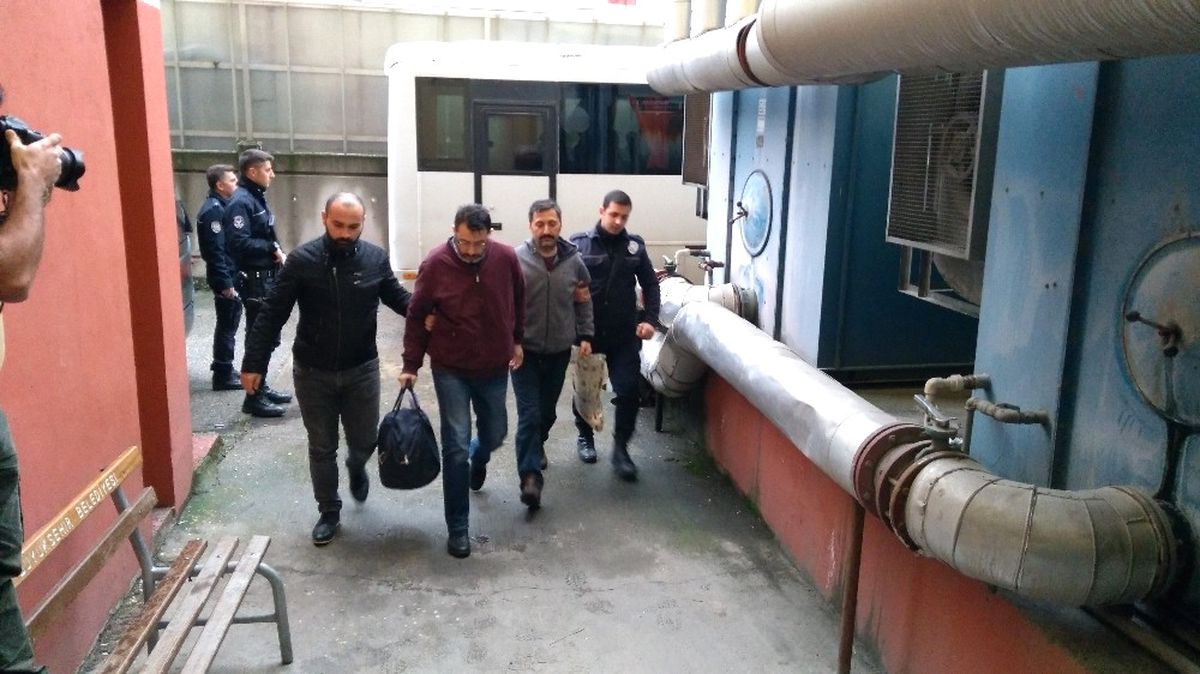 Bylock Kullanan 11 Mahrem Abi Adliyeye Sevk Edildi