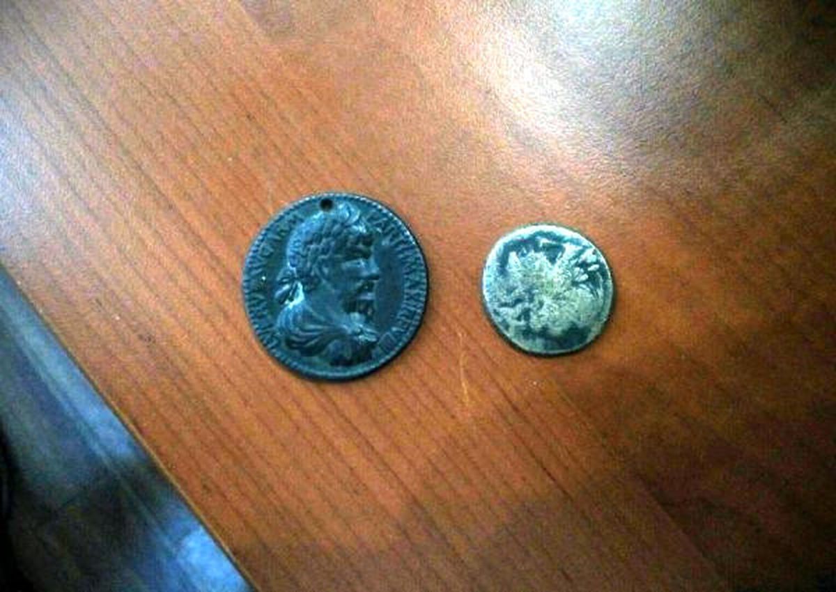 Dilenciden Tarihi Madalyon Çıktı