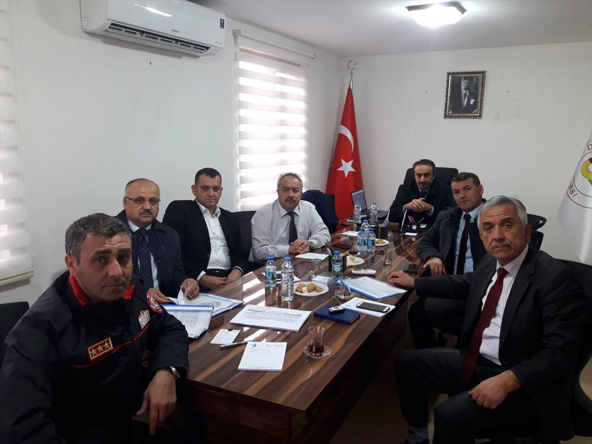 Düzce\'de Ekipler Kar Yağışına Hazır