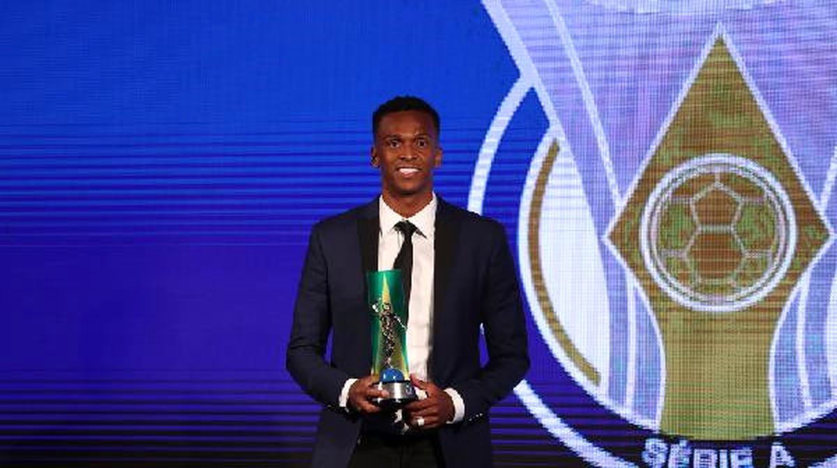 Eski Galatasaraylı Jo Brezilya Serie A\'da Yılın Futbolcusu Seçildi