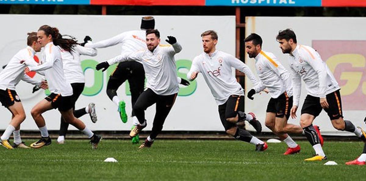 Galatasaray\'da Teleset Mobilya Akhisarspor Maçı Hazırlıkları