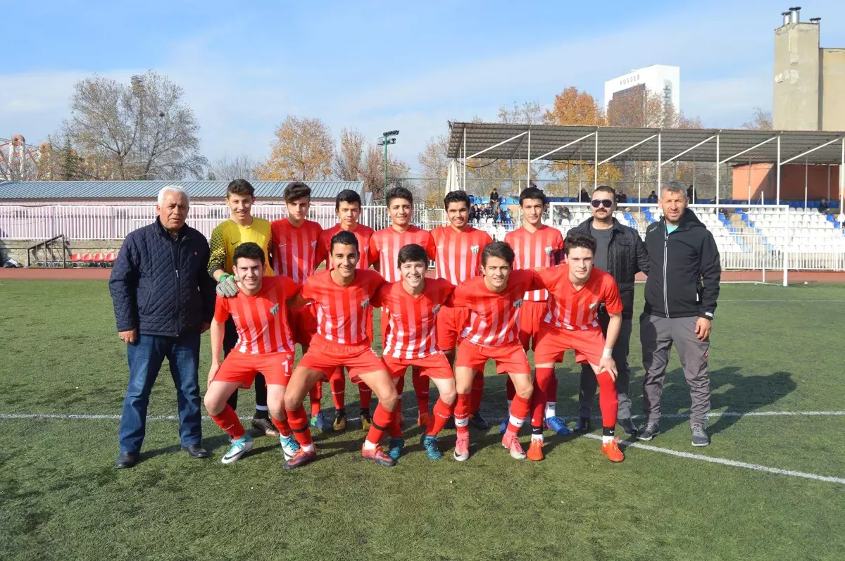 Gölbaşı Belediye Spor\'dan Gol Şovu