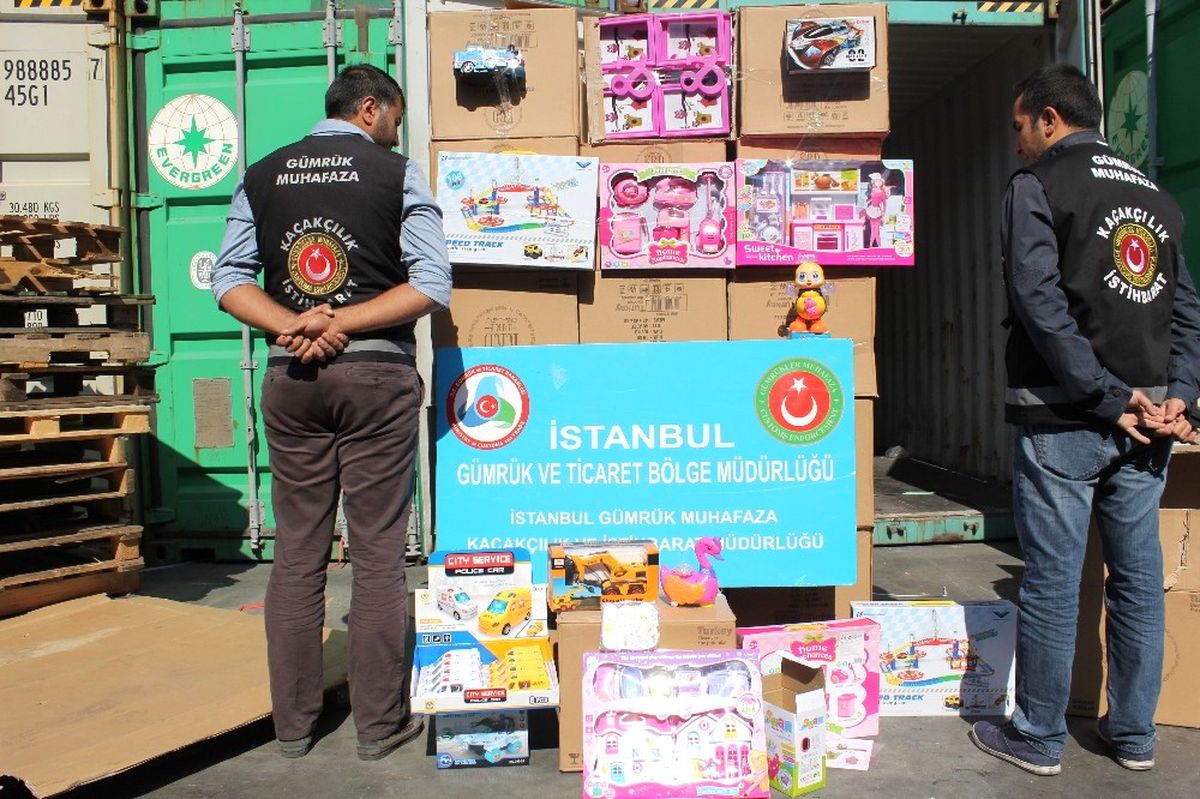 Gümrük Muhafaza Ekipleri 4 Konteyner İçinde Kaçak Oyuncak Ele Geçirdi