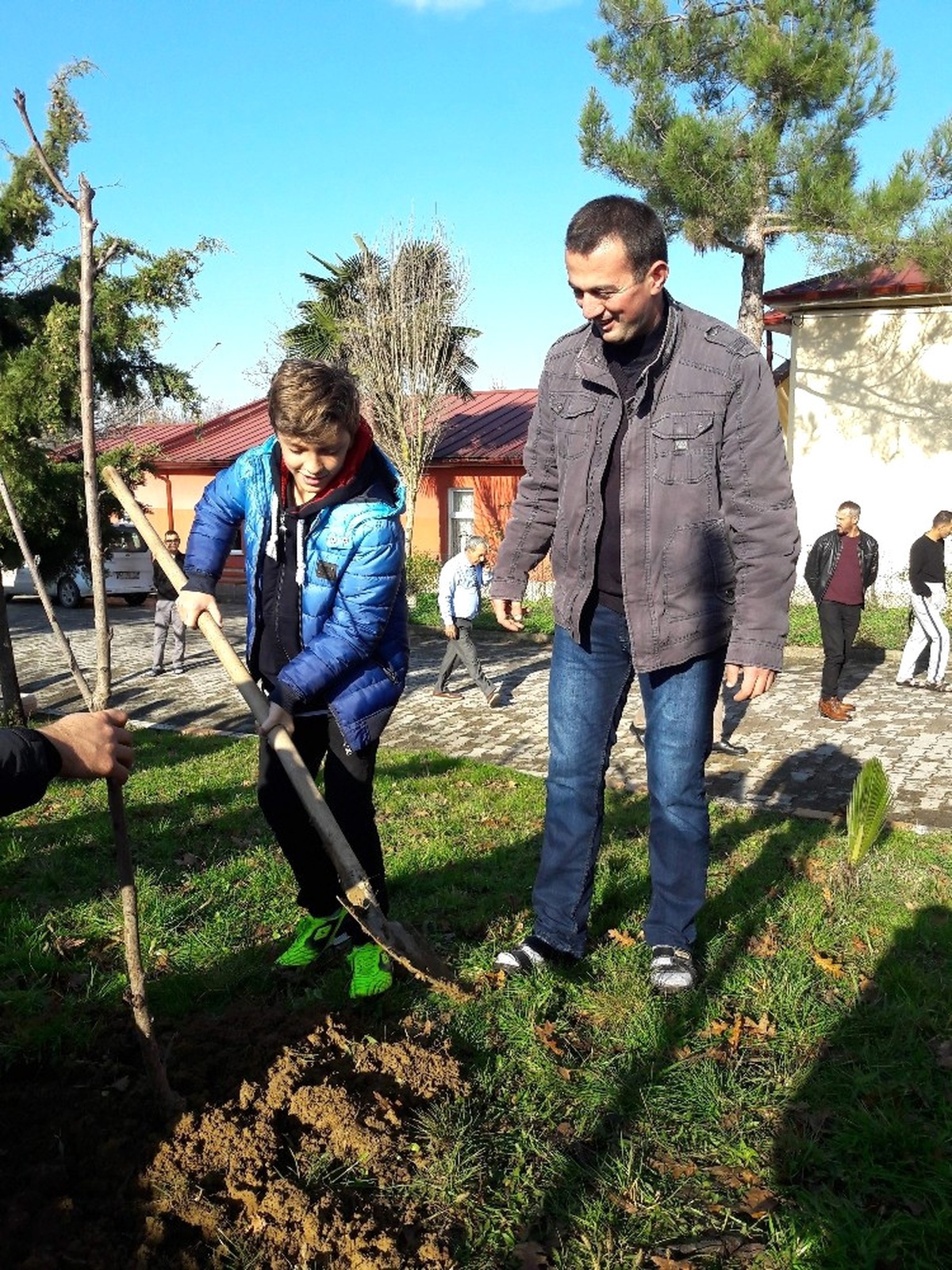 İzmit Belediyesi Çocuk Meclisi\'nden Rehabilitasyon Merkezine Ziyaret