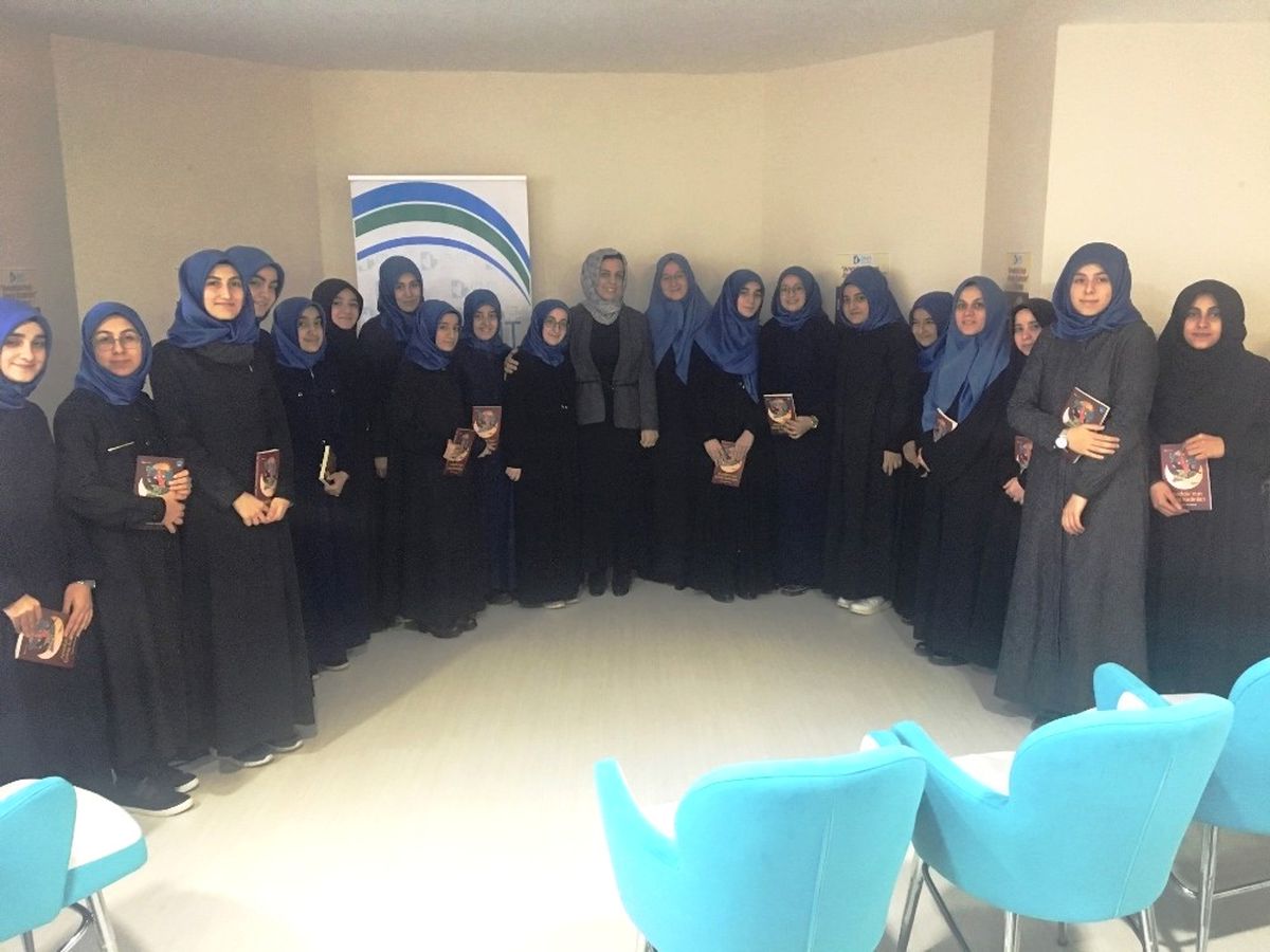 Kadınlar İzmit Belediyesi\'nce Bilgilendirildi
