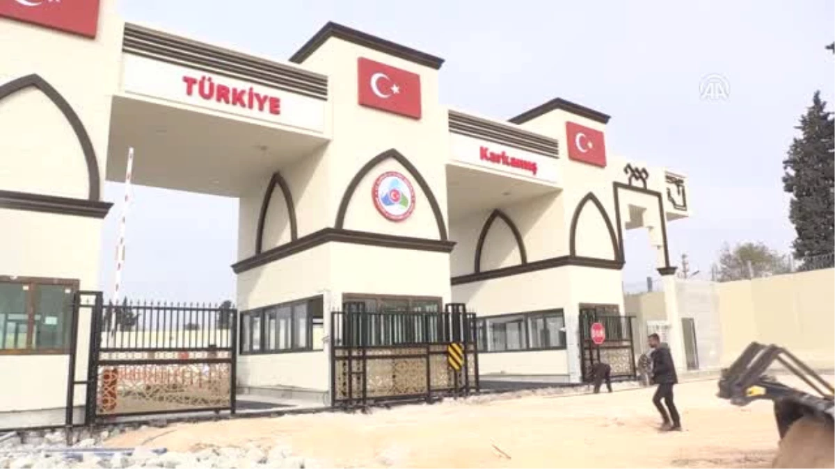 Karkamış Gümrük Kapısı\'nda Taşınma Çalışmaları Başladı