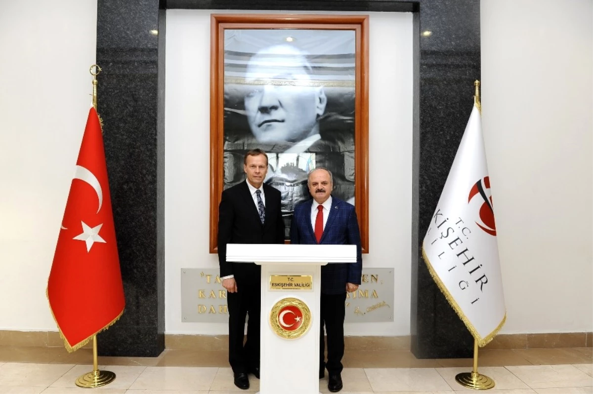 Litvanya\'nın Ankara Büyükelçisi Brüzga, Vali Çakacak\'ı Ziyaret Etti