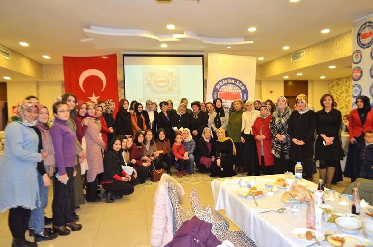 Memur Sen Üyelerine Koruyucu Aile Semineri