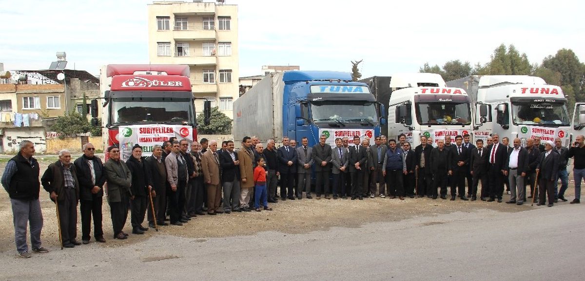 Mersin\'den Suriye\'ye 4 Tır Yardım Malzemesi Gönderildi