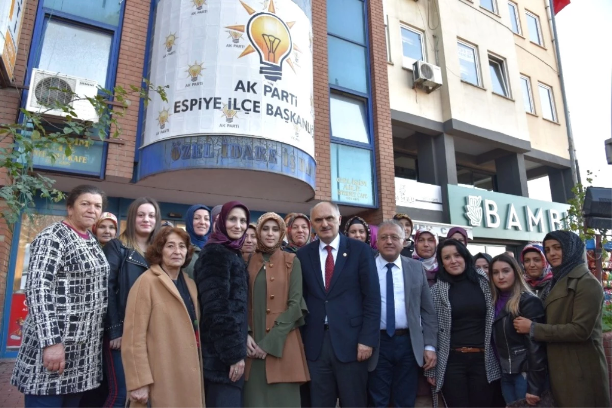 Milletvekili Öztürk Espiye Belediye Başkanı Karadere Hakkında Çıkan İstifa Haberlerini Değerlendirdi