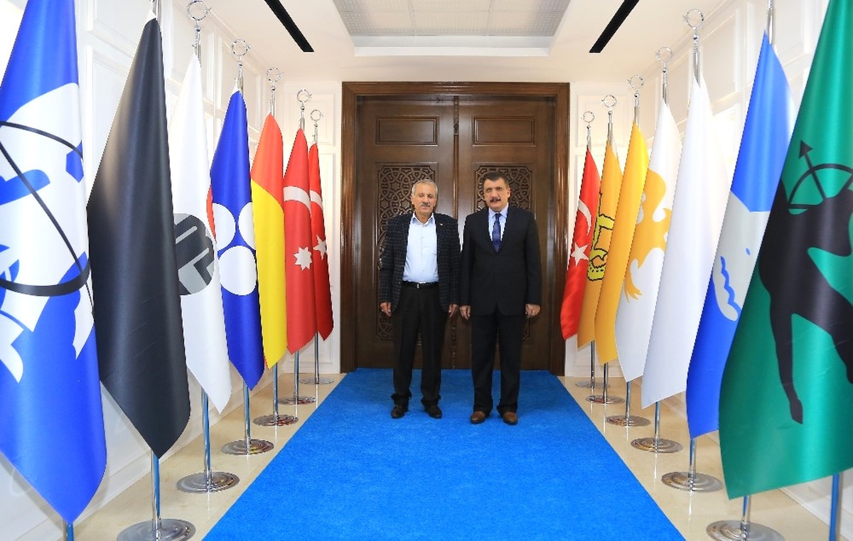 Milletvekili Şahin\'den Battalgazi Belediyesine Hayırlı Olsun Ziyareti
