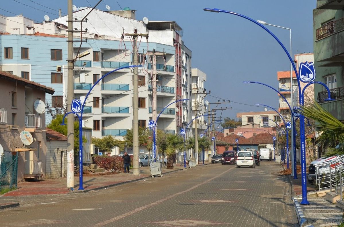 Muradiye\'nin Aydınlatması Yunusemre\'den