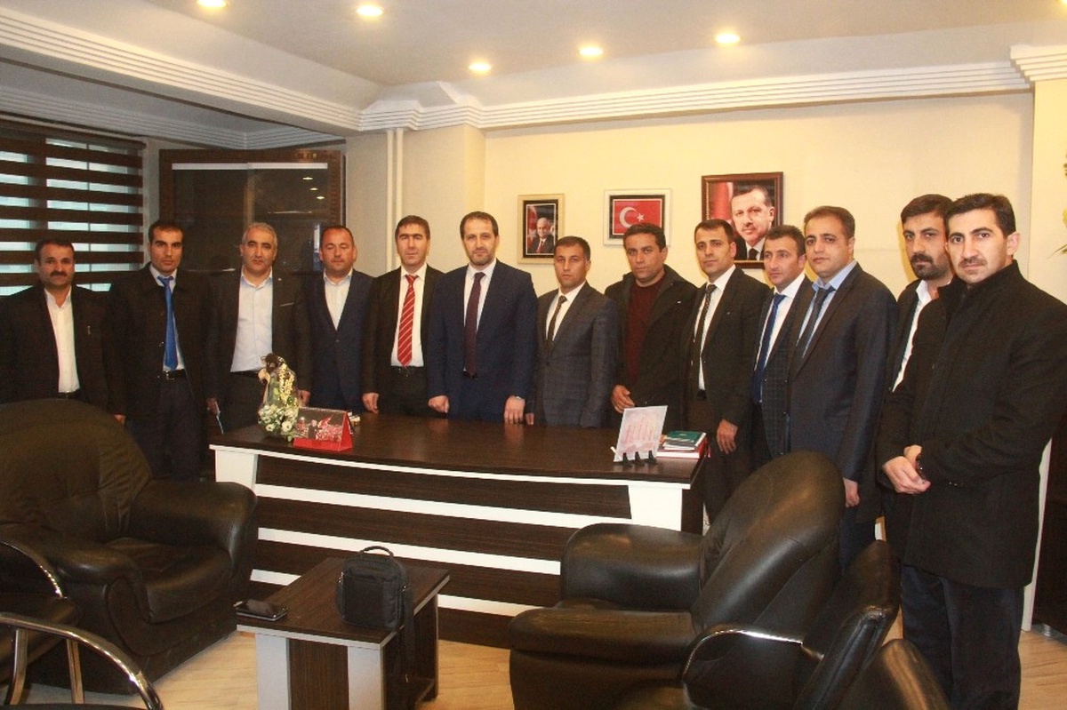 Şehit ve Gazi Ailelerinden AK Parti\'ye Ziyaret