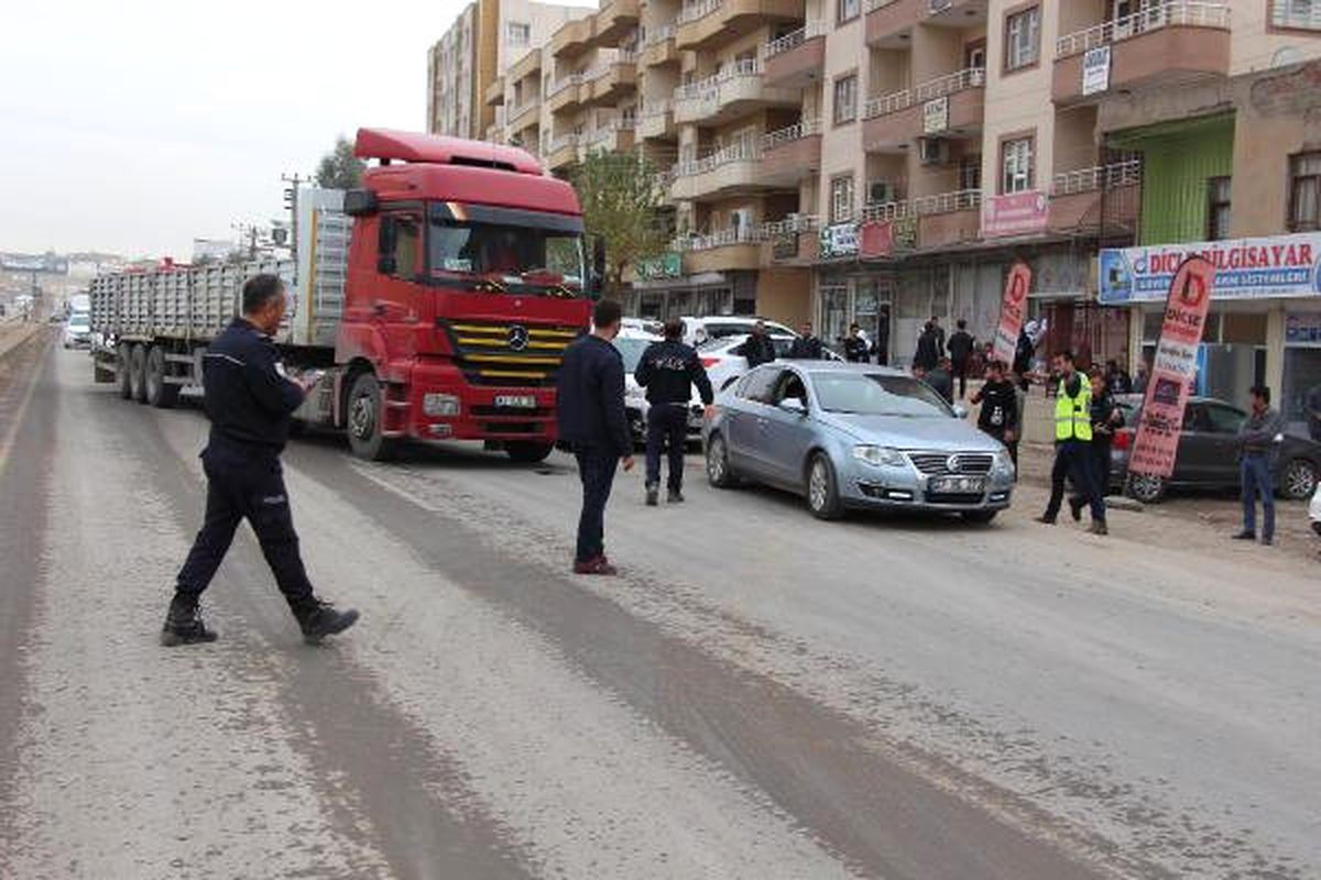 Silopi\'de Tır\'ın Çarptığı Kadın Öldü