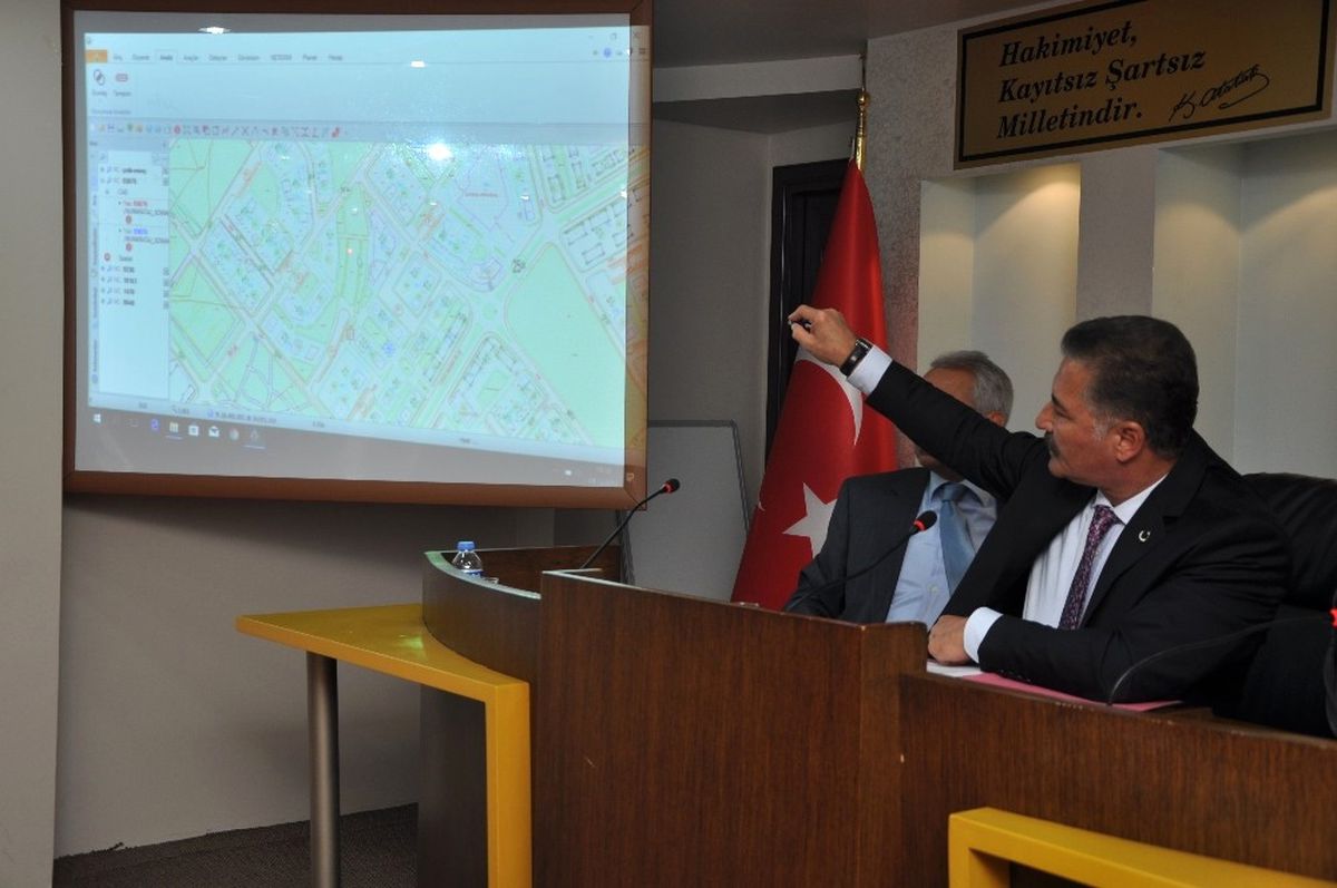 Toroslar Belediye Meclisi, Yılın Son Toplantısını Yaptı