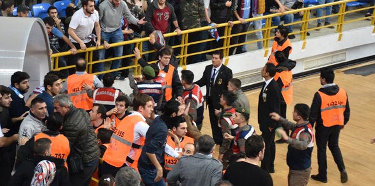 Trabzonspor Basket\'ten Olaylarla İlgili Açıklama
