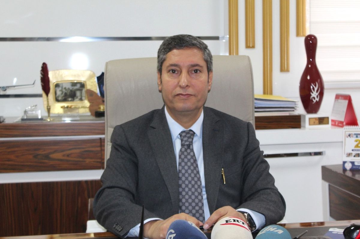 Türk Bayrağının Tuvalet Kapısına Asıldığı İddiası