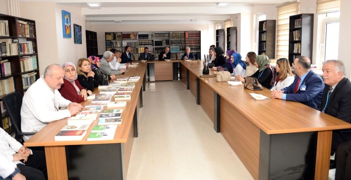 Vali Azizoğlu: "Geleceğimiz Sizlere Emanet"