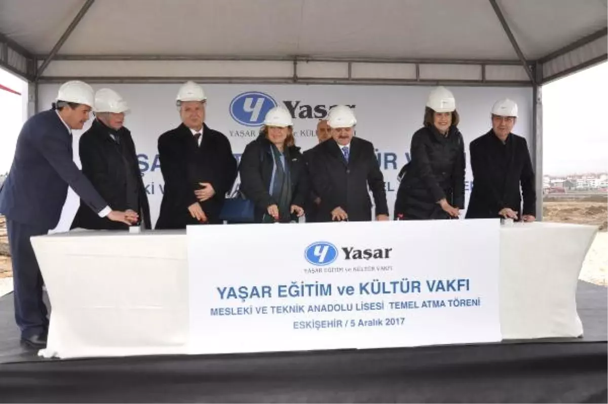 Yaşar Eğitim ve Kültür Vakfı Lisesi\'nin Temeli Atıldı