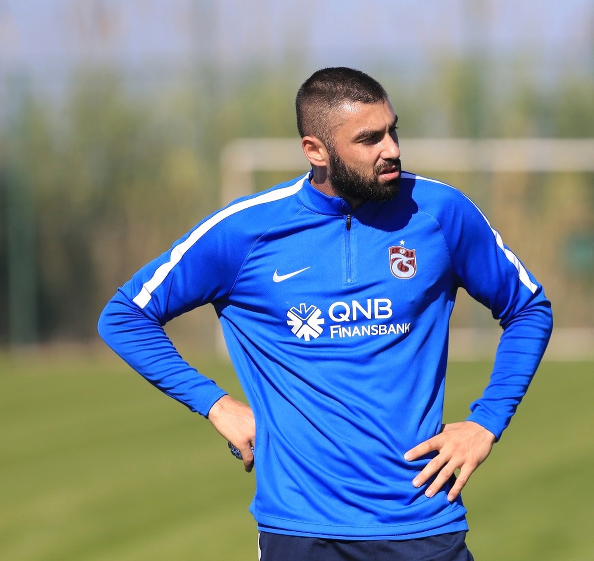 Yerli Kral Burak Yılmaz, Tahta Göz Dikti