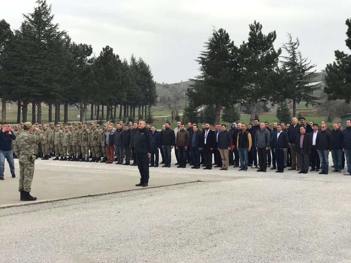 17 Yıl Sonra Aynı Bölükte Buluştular