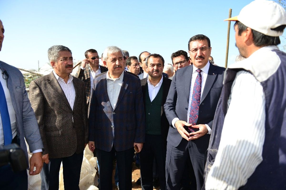 Afetzedelere Paraları Dağıtılmaya Başladı