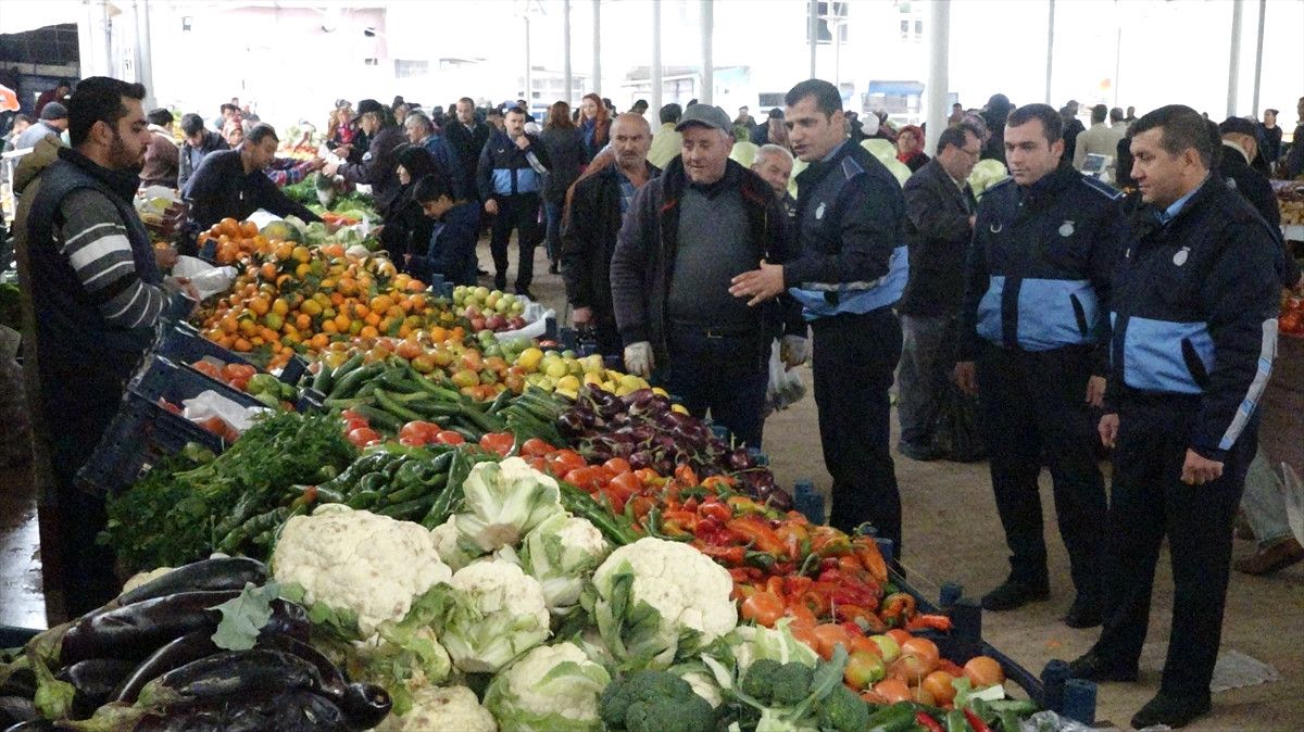 Altınözü\'nde Zabıta Denetimleri