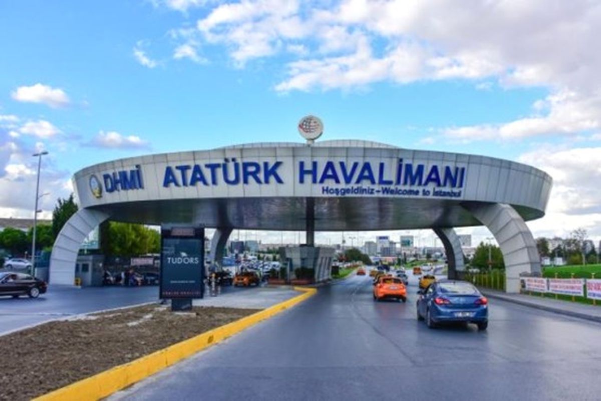 Atatürk Havalimanı\'nda Hareketli Dakikalar