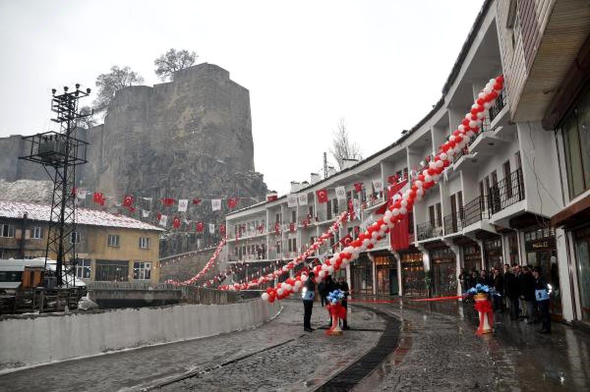 Bakan Özhaseki: Bitlis\'i Tarihindeki Adına Yakışır Hale Getireceğiz (2)