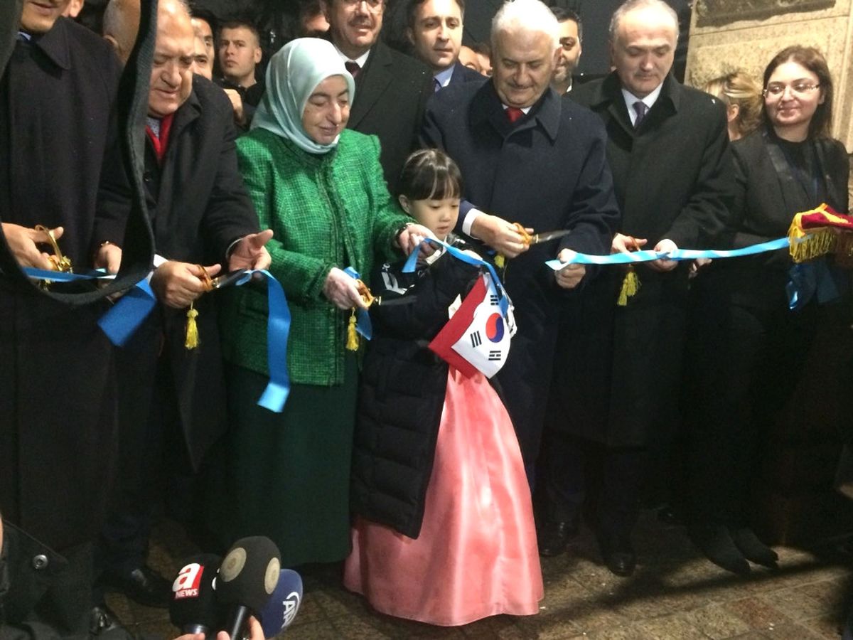 Başbakan Yıldırım Seul Büyükelçiliğini "Ayla" ile Açtı