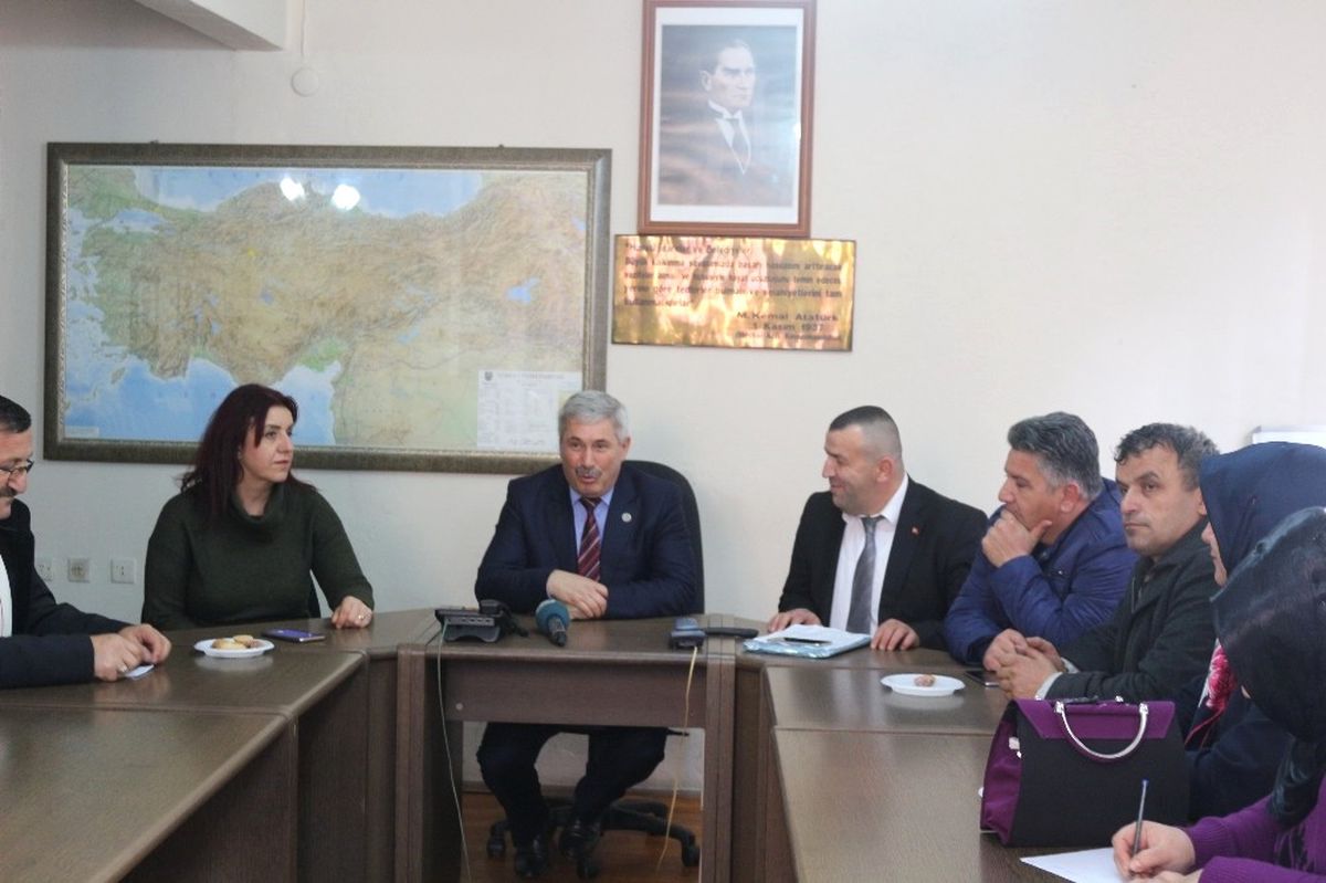 Başkan Kerim Yılmaz\'a Duygulandıran Hediye