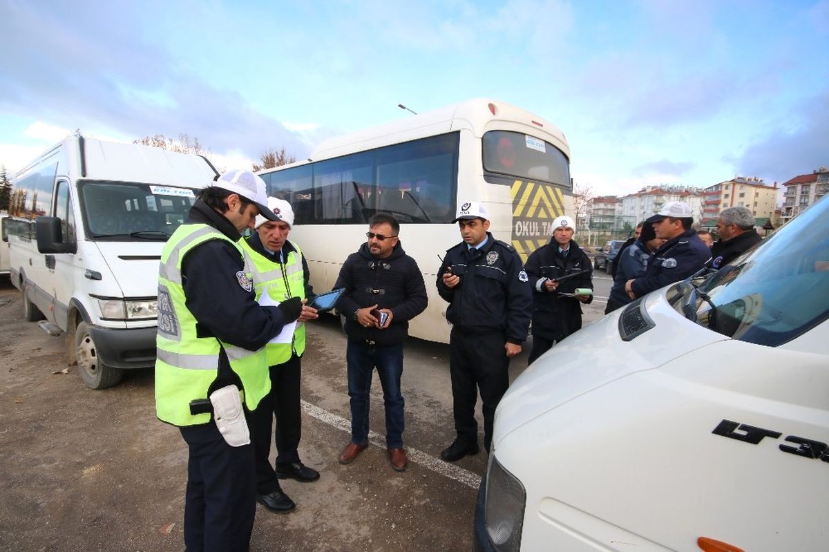 Beyşehir\'de Toplu Taşıma Araçlarına Denetim