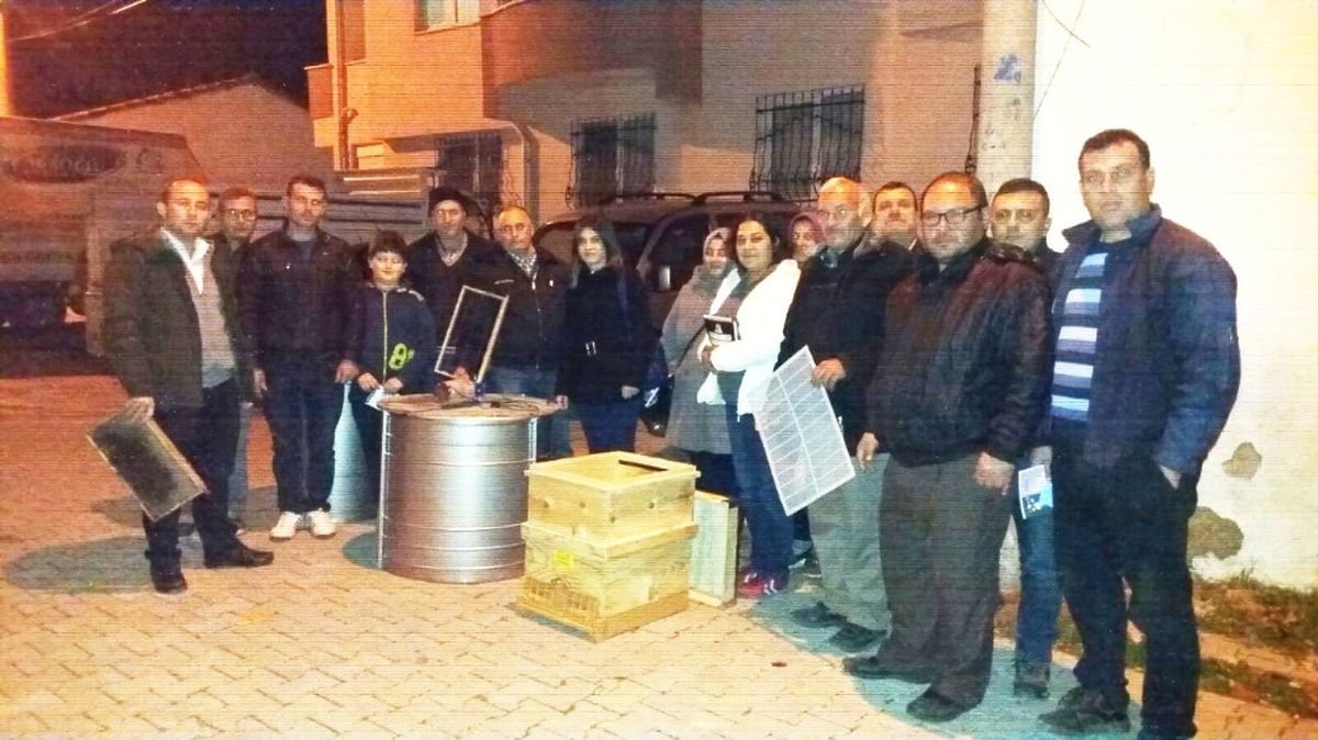 Burhaniye\'de Arıcılık Kursu İlgi Gördü
