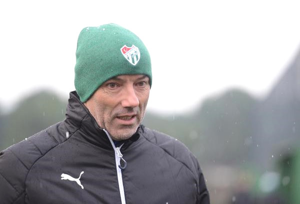 Bursaspor Teknik Direktörü Paul Le Guen: Fenerbahçe Beni Endişelendiriyor
